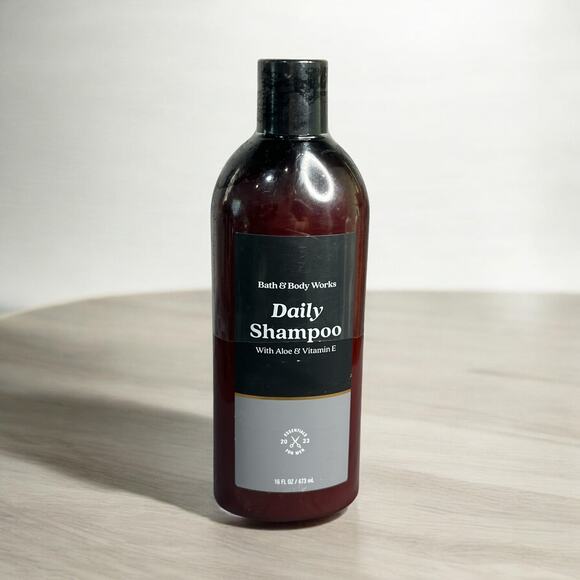 Bath and Body Works Daily Shampoo Men's Essentials-New‎ - Picture 1 of 3